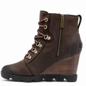 SOREL Joan of Arc dark brown wedge boots